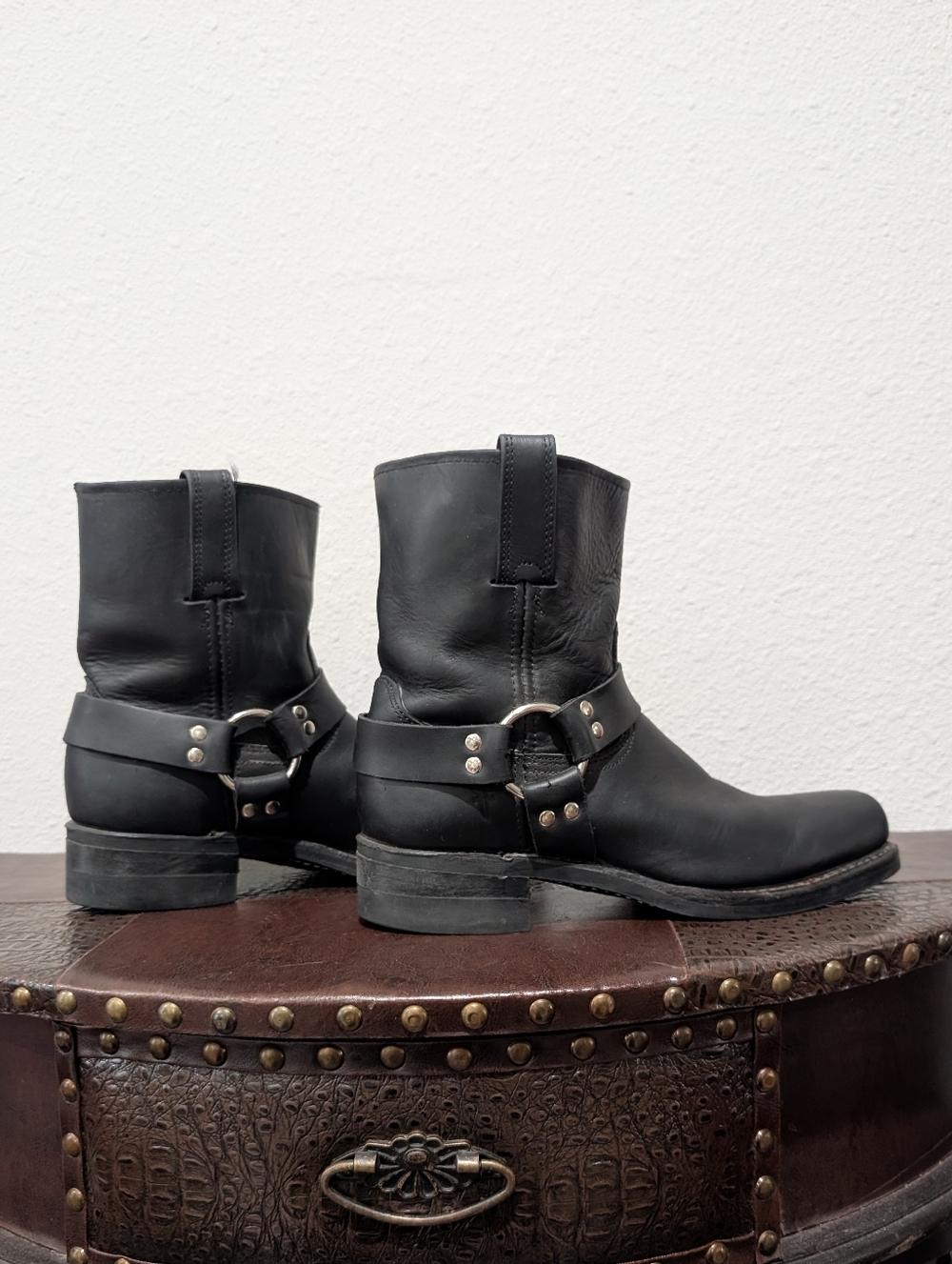 Frye Vintage Made in USA Black Leather Harness 8R Short Boots Size 10
